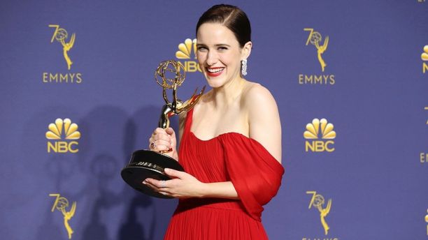 Emmy Awards : la fabuleuse Mrs Maisel tient tête à Game of Thrones