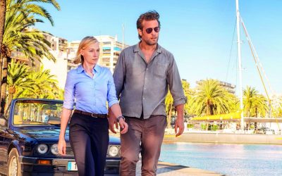 Mallorca: duo policier sur fond de plages et crustacés
