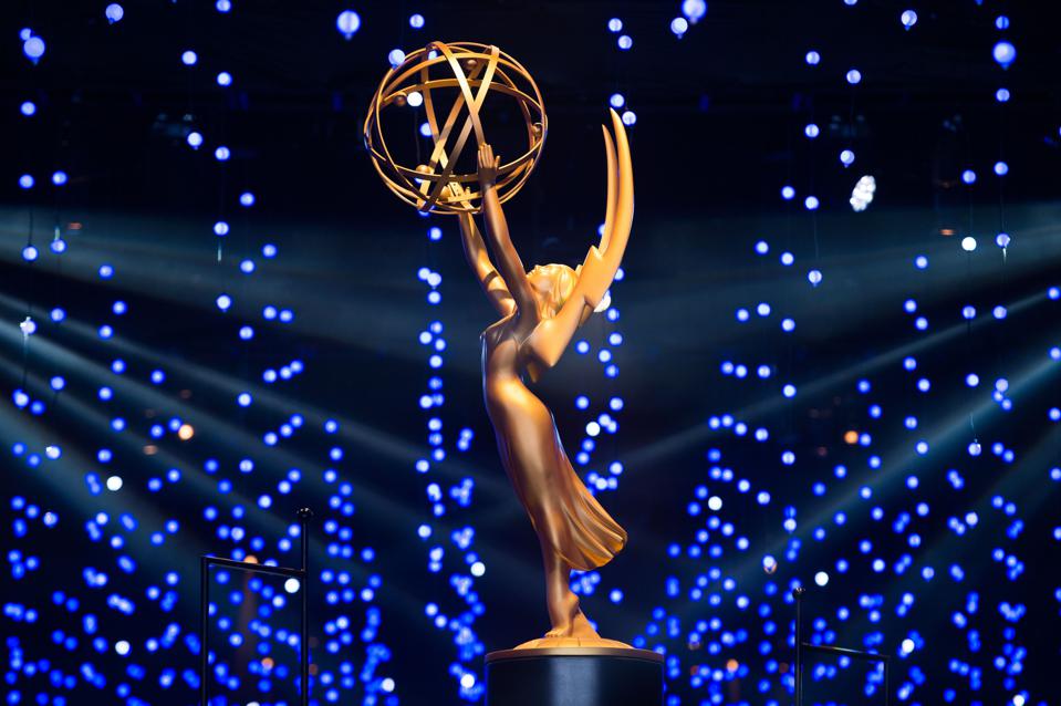 Emmy Awards: Watchmen et Succession remportent la mise, Schitt’s Creek crée la surprise
