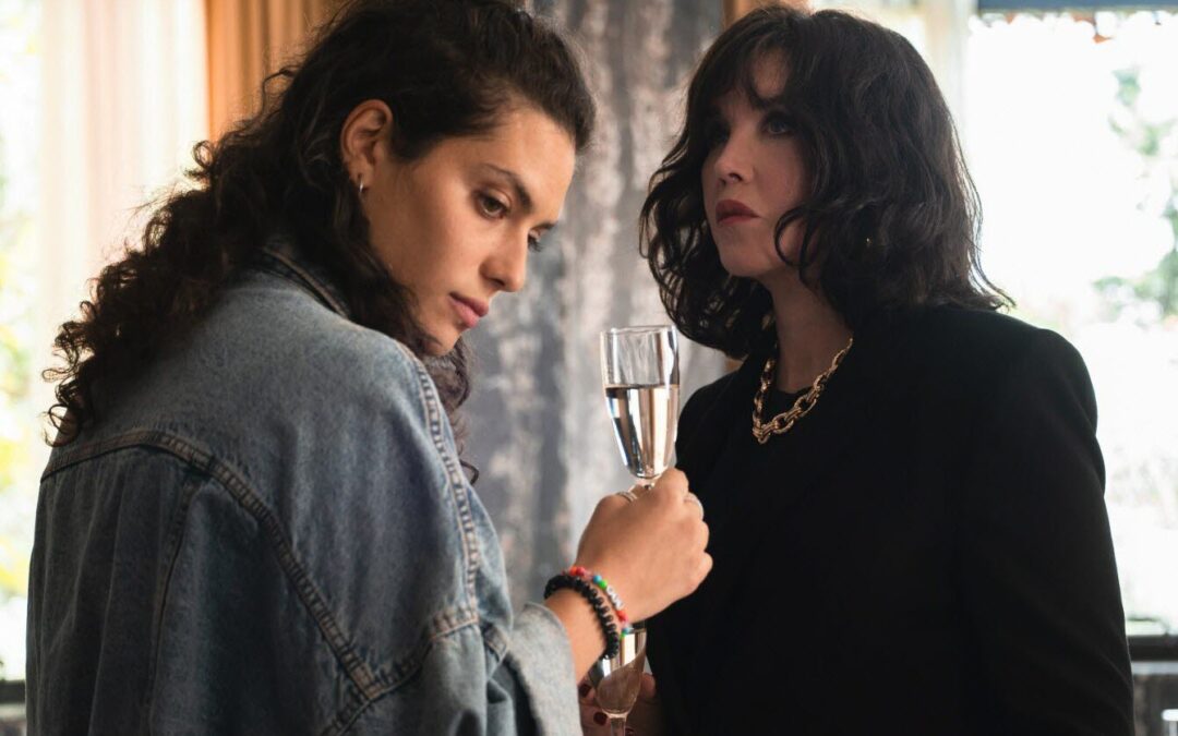 Ava Baya, de “The Voice” à “Soleil noir” aux côtés d’Isabelle Adjani sur Netflix
