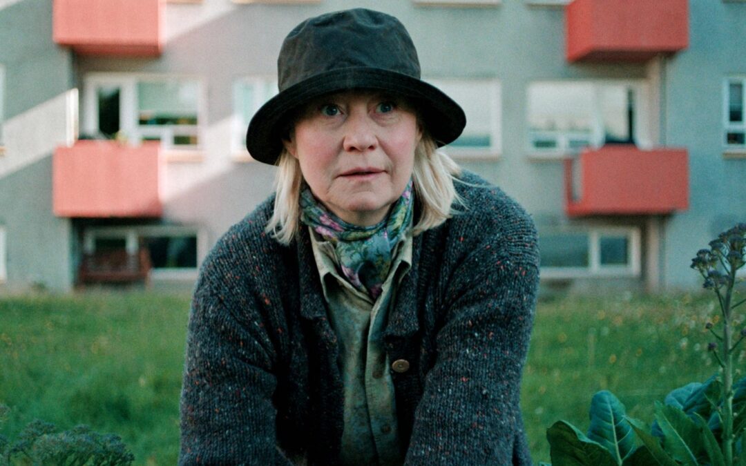 « La Voisine danoise » : Ne réveillez pas l’espionne qui sommeille en elle