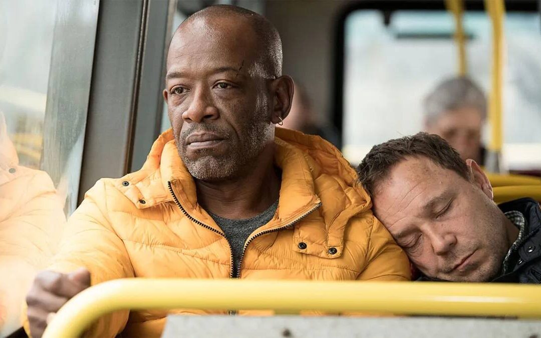 « Save me » : la périlleuse quête d&rsquo;un homme absent pour devenir un vrai père